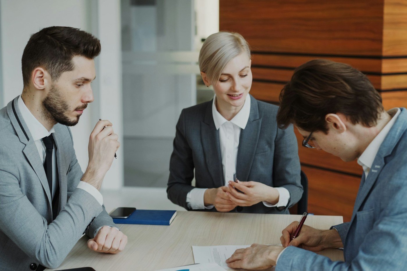 UAE Business Licensing & PRO Services